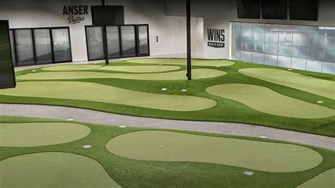 Putting world - We head to Putting World in Scottsdale to check out this latest sports venue in the valley. Learn about their 18-hole putting course, lessons, tournaments a...